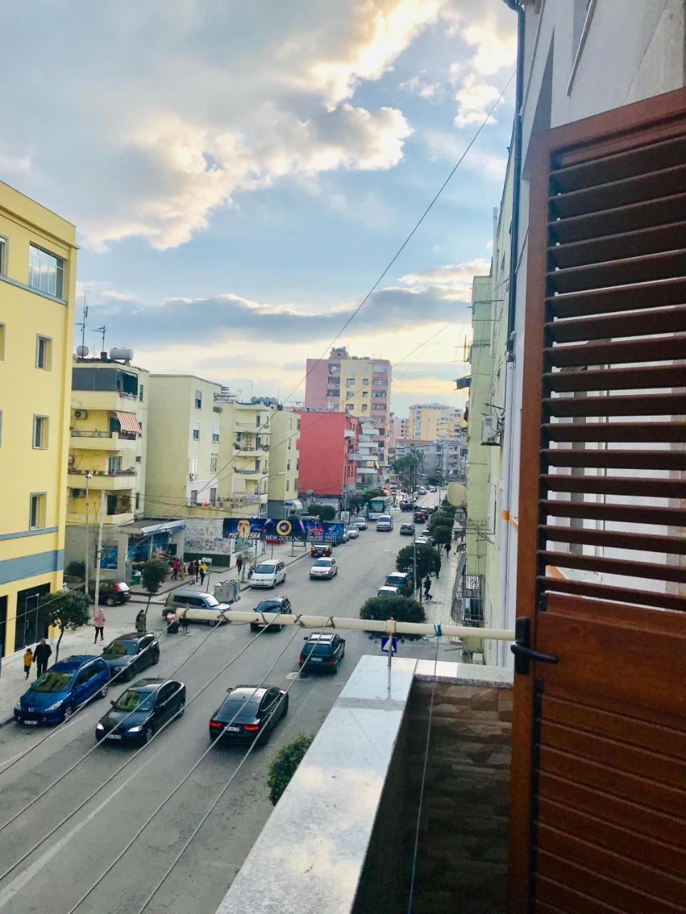 Port Side Rooms Дуррес Екстер'єр фото
