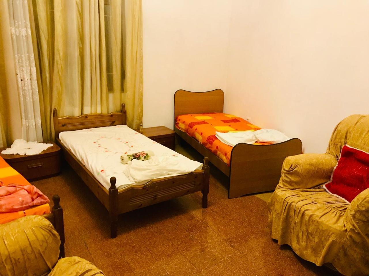 Port Side Rooms Дуррес Екстер'єр фото
