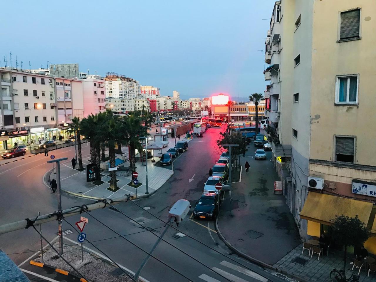 Port Side Rooms Дуррес Екстер'єр фото